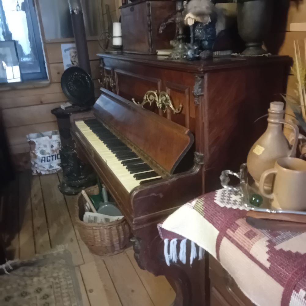 Piano droit 1900 Meubles