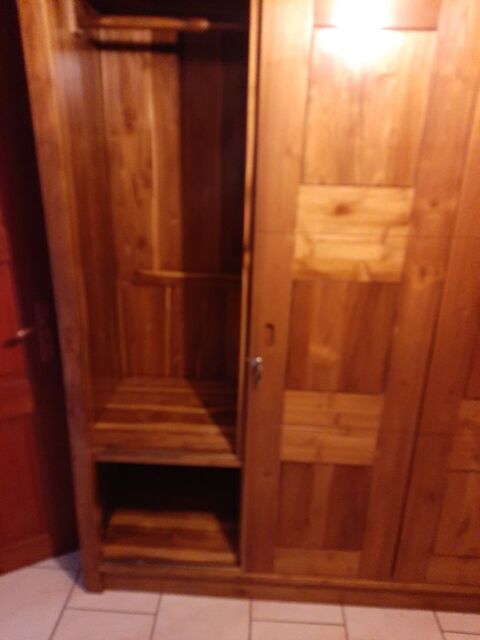 Armoire en teck 600 Saint-Louis (97)