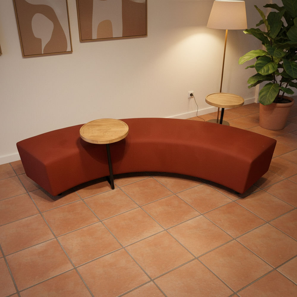 Banquette courbe orange brique pour salon ou salle d'attente Meubles