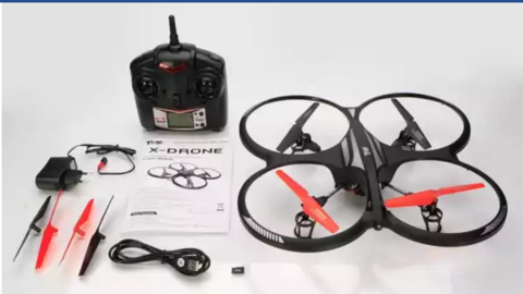 X-DRONE  2.4G Quadcopter avec une CAMRA 49 Nantes (44)