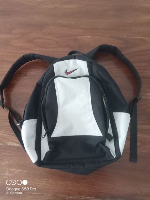 Sac a dos Nike 19 Nogaro (32)