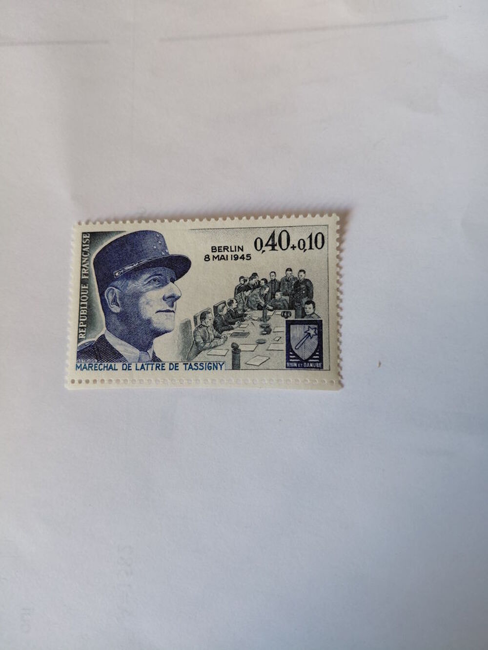 Plusieurs timbres de France (principalement) et d'autres pay 