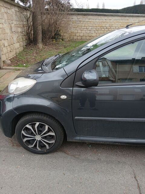 Peugeot 107 1.0e 12V 68ch BLUE LION Black & Silv