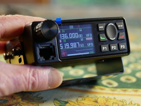 Radio Mobile VHF-UHF 25Watts + Bande Aviation 97 Verrires-en-Anjou (49)