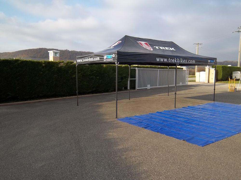 Barnum pliant 3 m x 6 m (toit PVC). Bricolage