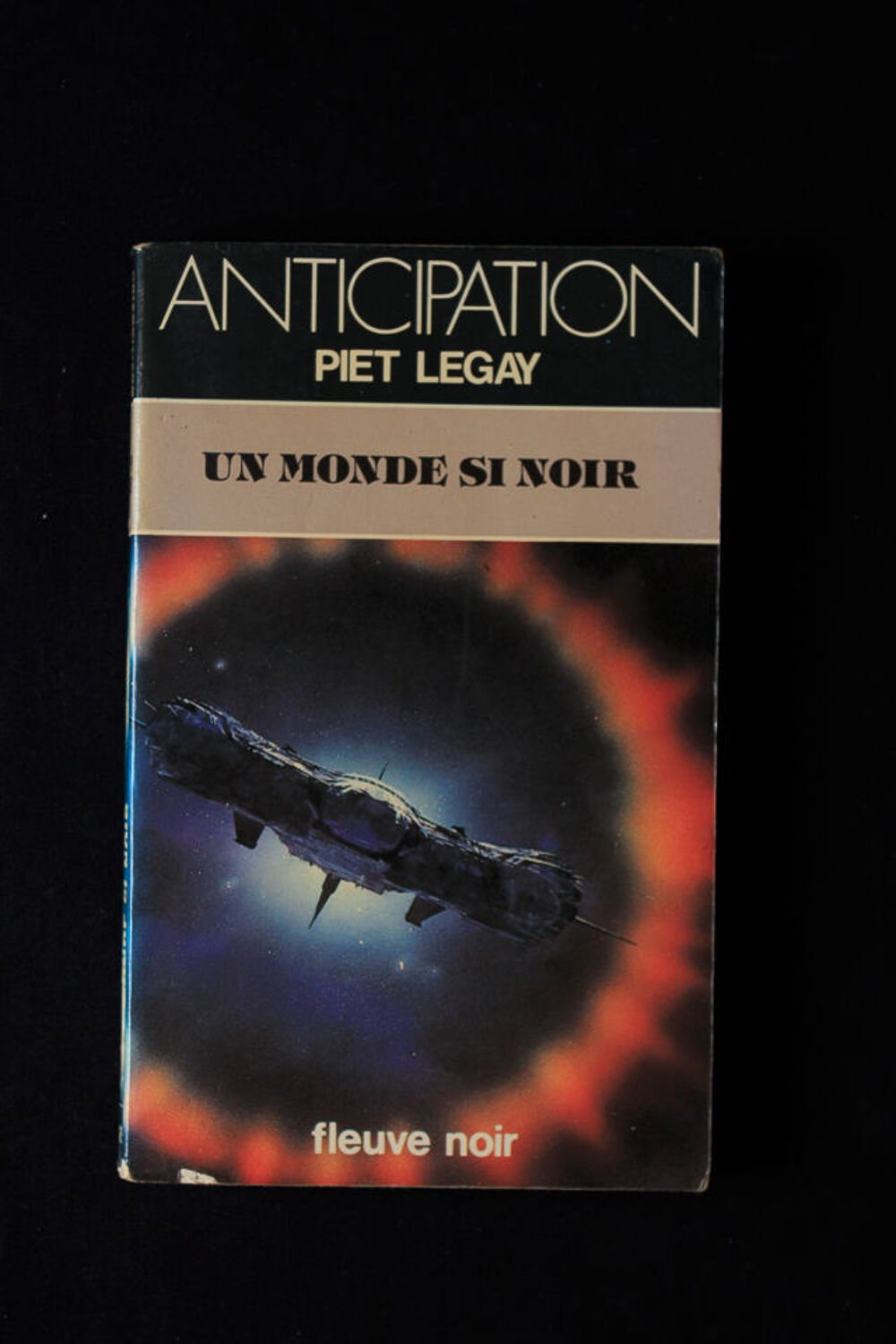 Un monde si noir - Piet Legay Livres et BD