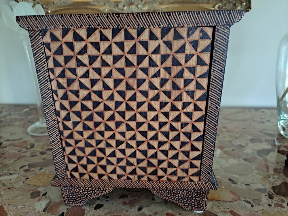 coffret marquetterie Meubles