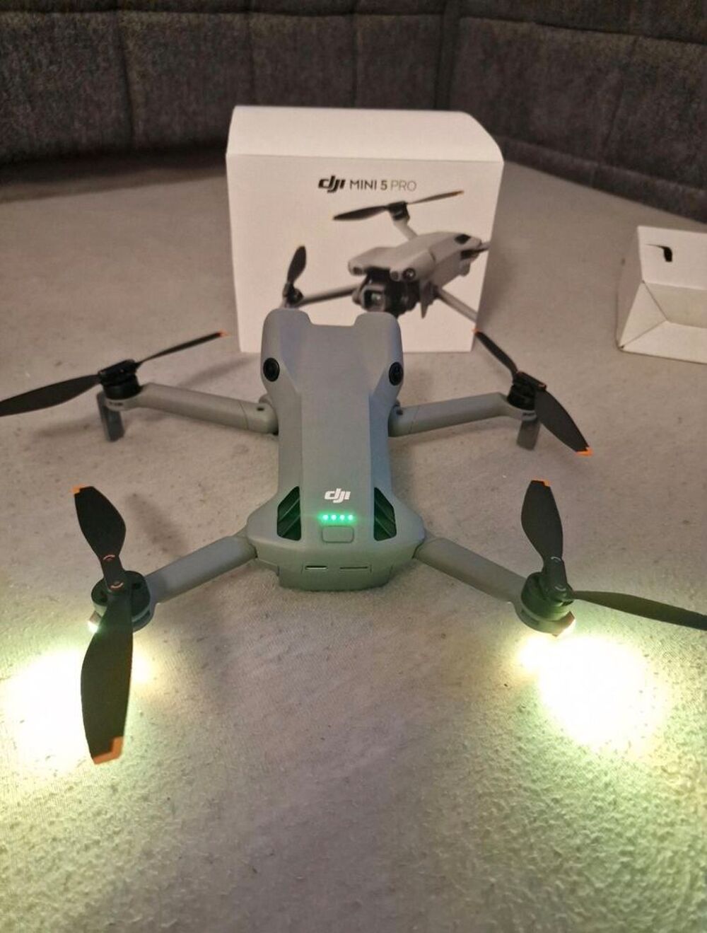 drone DJI Mini 5 Pro Photos/Video/TV