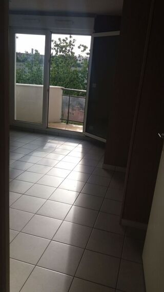  Appartement à louer 1 pièce 33 m²