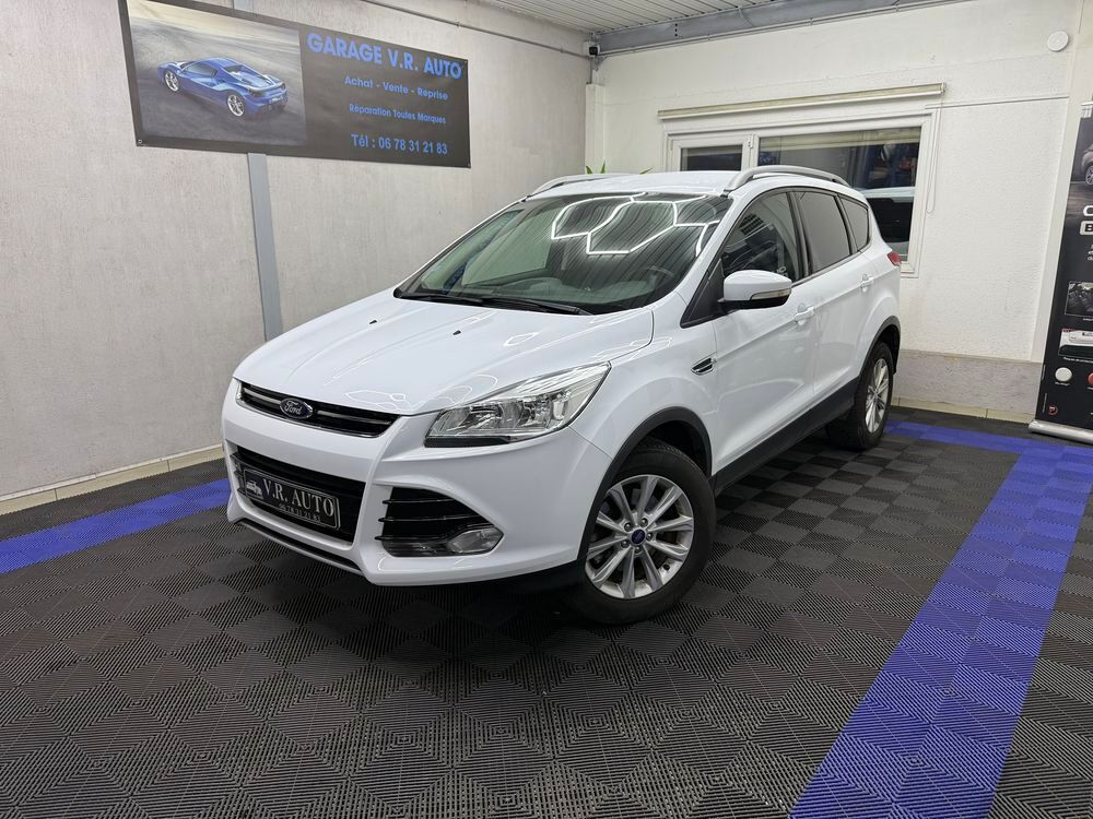Kuga 2.0 TDCi 150 S&S 4x4 Titanium 2015 occasion 69120 Vaulx-en-Velin