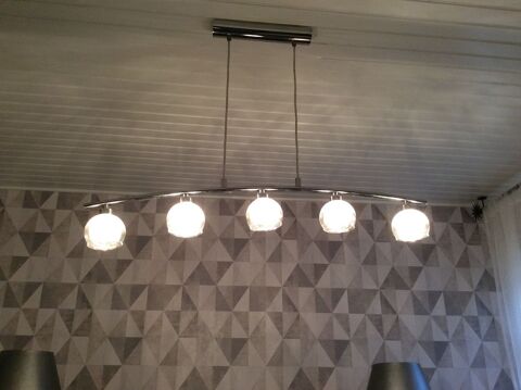 lustre 50 Noisy-le-Grand (93)