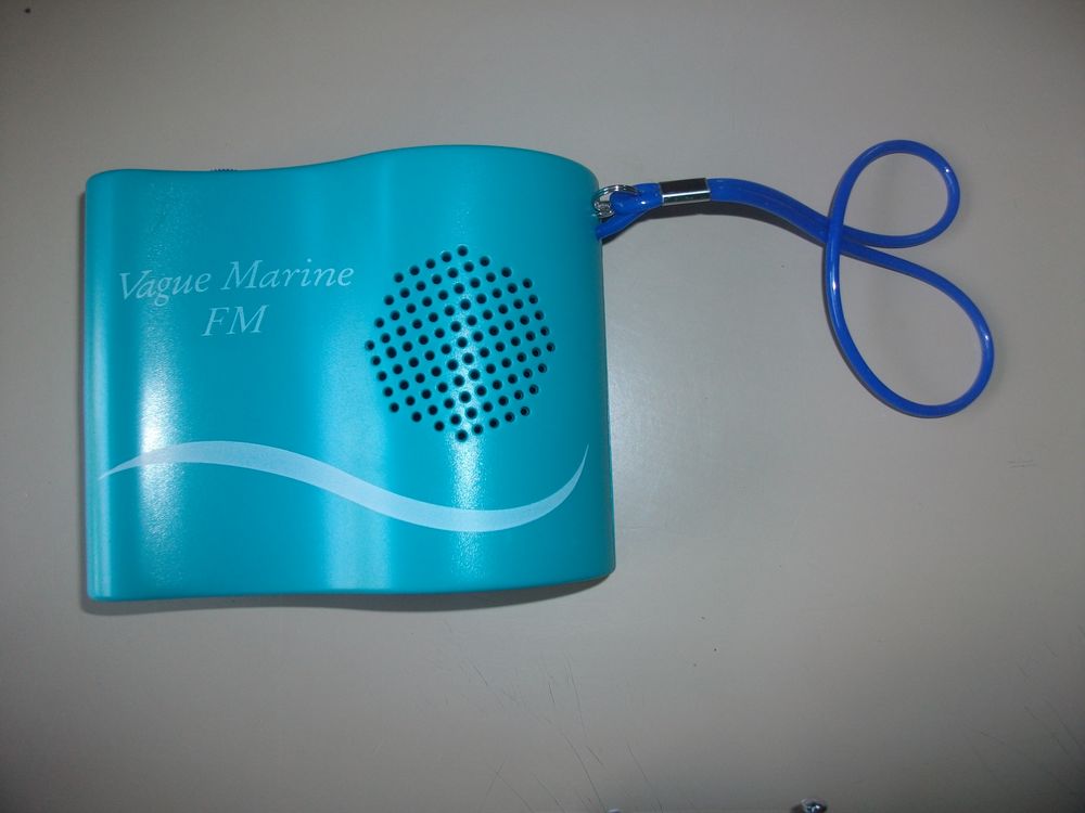 Petites Radios &agrave; Piles &agrave; 1 € et 2 € - Neuves Audio et hifi