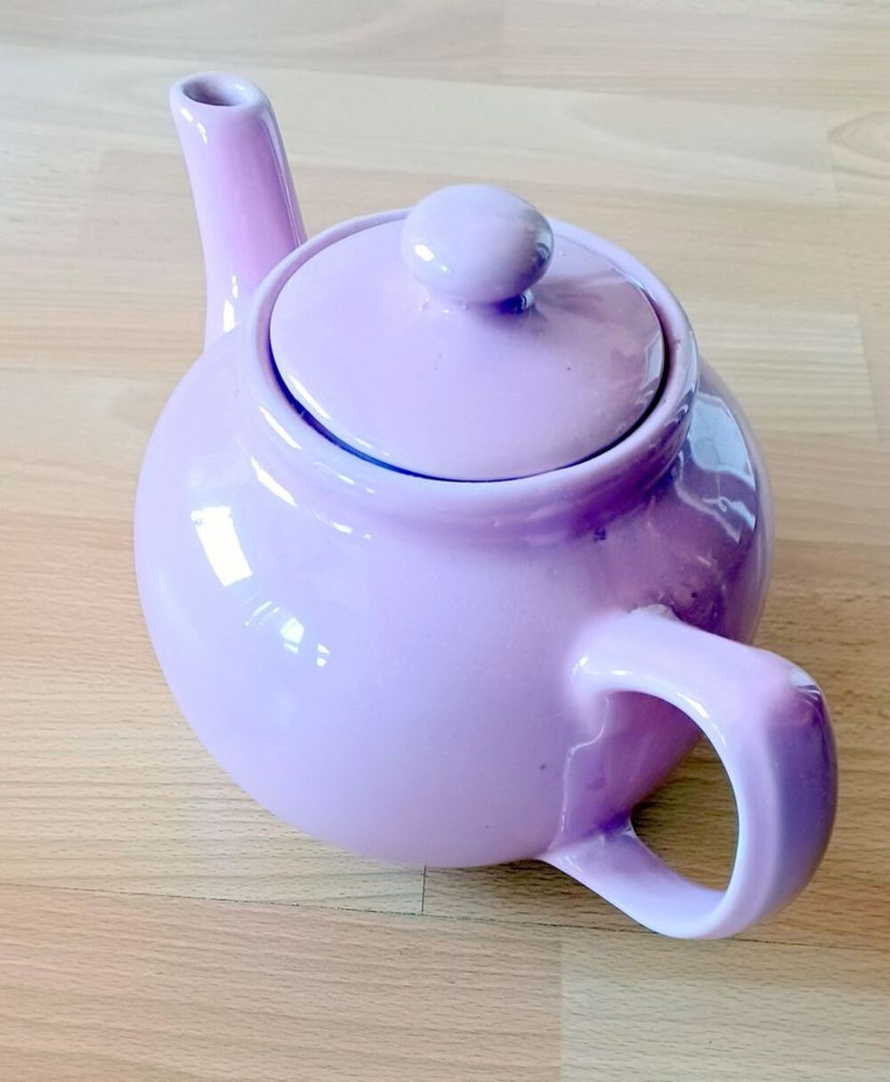 Th&eacute;i&egrave;re rose Cuisine