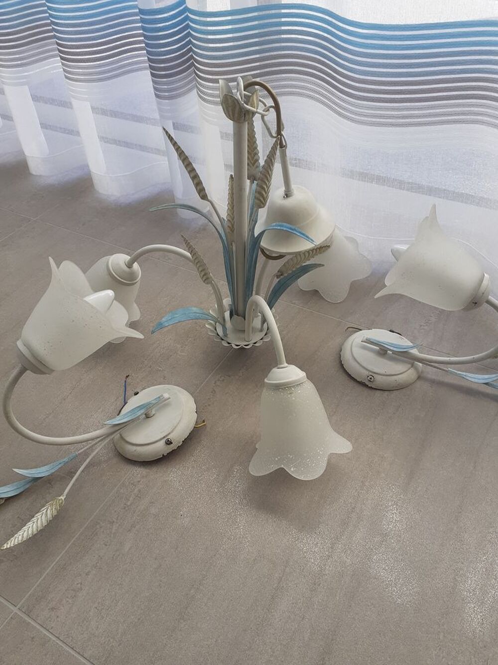 lustre et ses 2 appliques Décoration