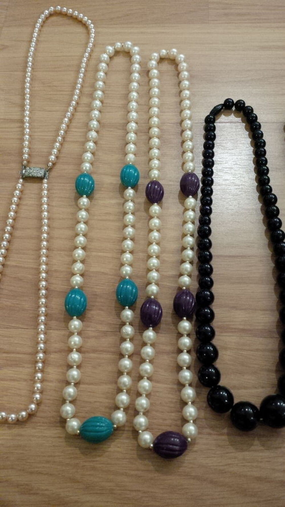 Lot bijoux collier vintage Bijoux et montres