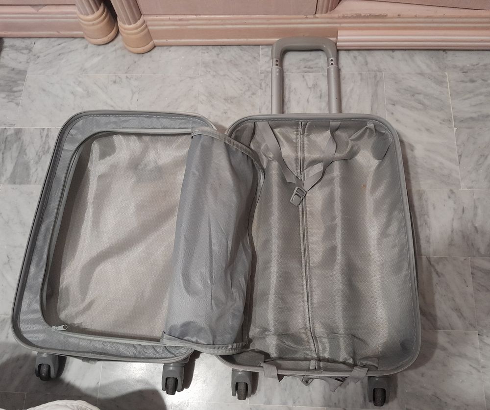 Valise couleur dor&eacute;e Maroquinerie