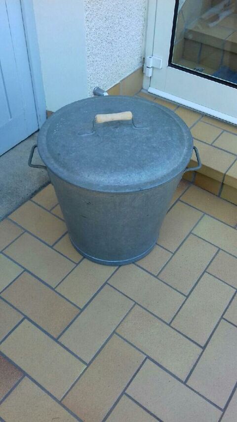 lessiveuse galvanis�e Tr�s bon �tat 40 Craponne (69)