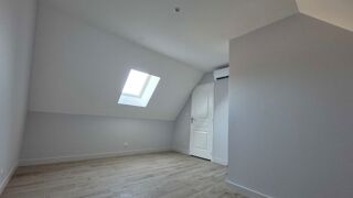  Maison à louer 7 pièces 160 m² Civray-de-touraine