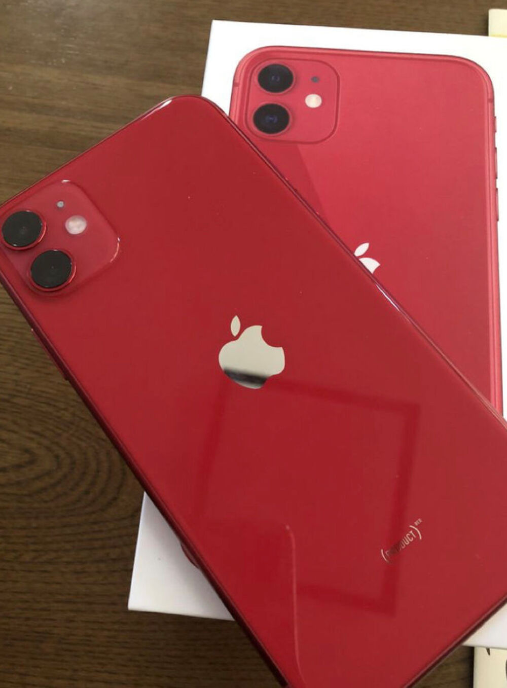 IPHONE 11 ROUGE 64GB Téléphones et tablettes