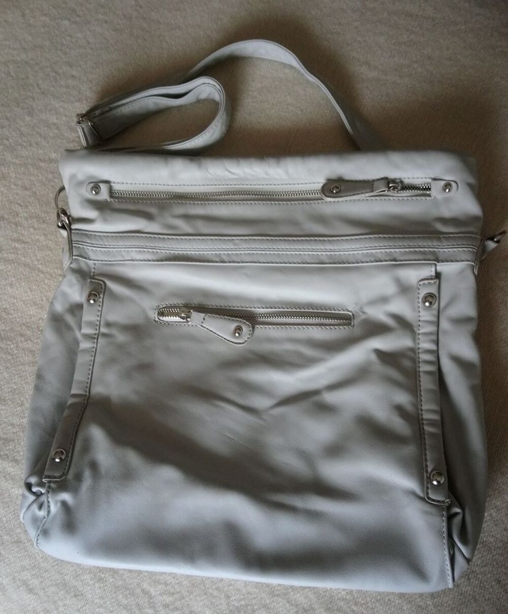 Sac &agrave; main gris clair Maroquinerie