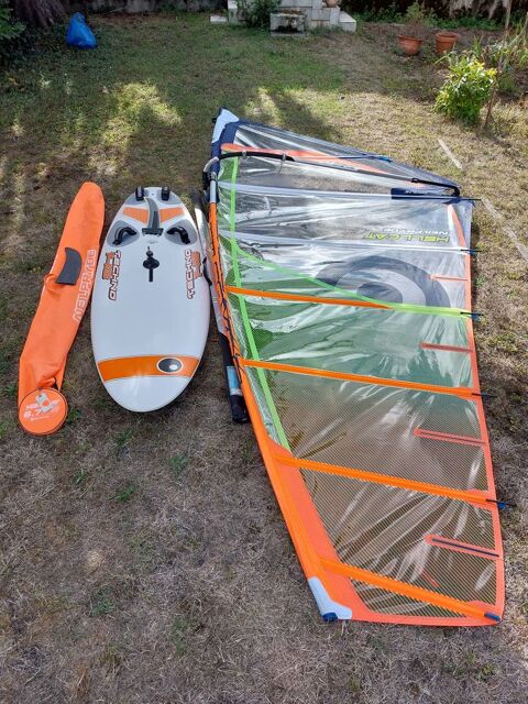 Planche à voile de vitesse équipée 550 La Roche-sur-Yon (85)
