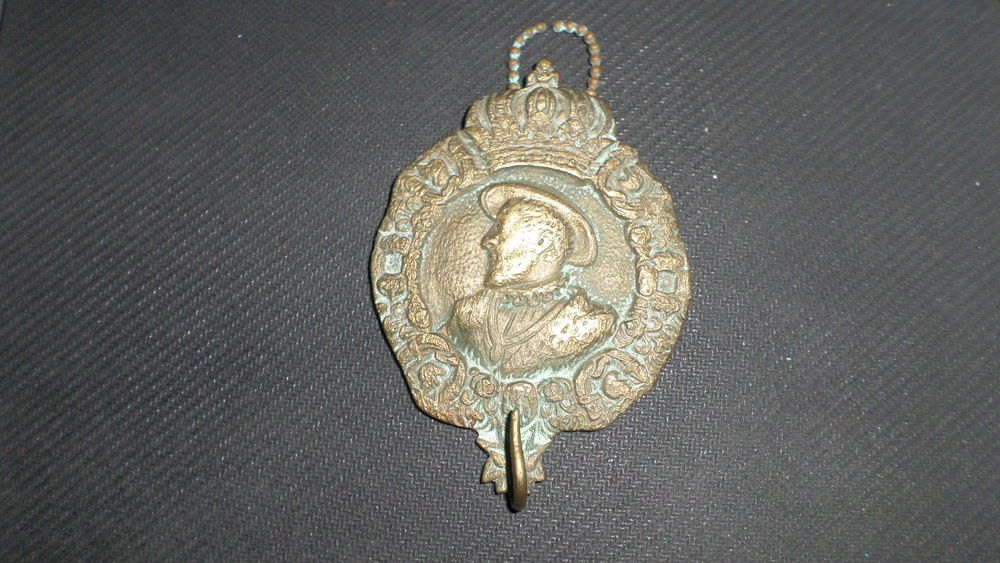 porte montre/m&eacute;daille FRANCOIS 1er 