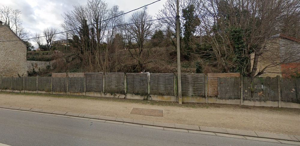 Vente Terrain Terrain à bâtir 27 bis Bd Thiers MEULAN -EN-YVELINES
AI 0046 Meulan-en-yvelines