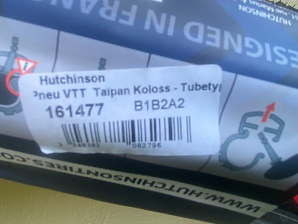 PNEUS NEUFS POUR VTT Vélos