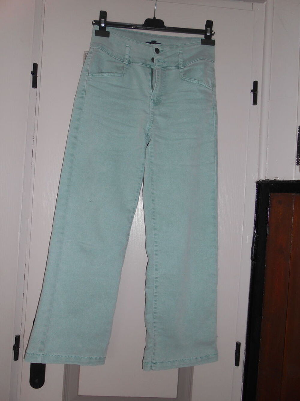 pantalon 
Vêtements