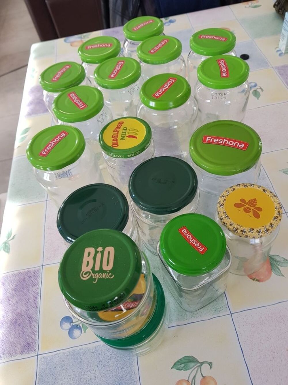 20 bocaux pour confitures ou autres, jee viens de rajouter des bocaux pour mm prix Jardin