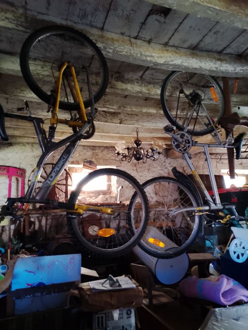  plusieurs v&eacute;lo de femme avec facture de +500€ Vélos