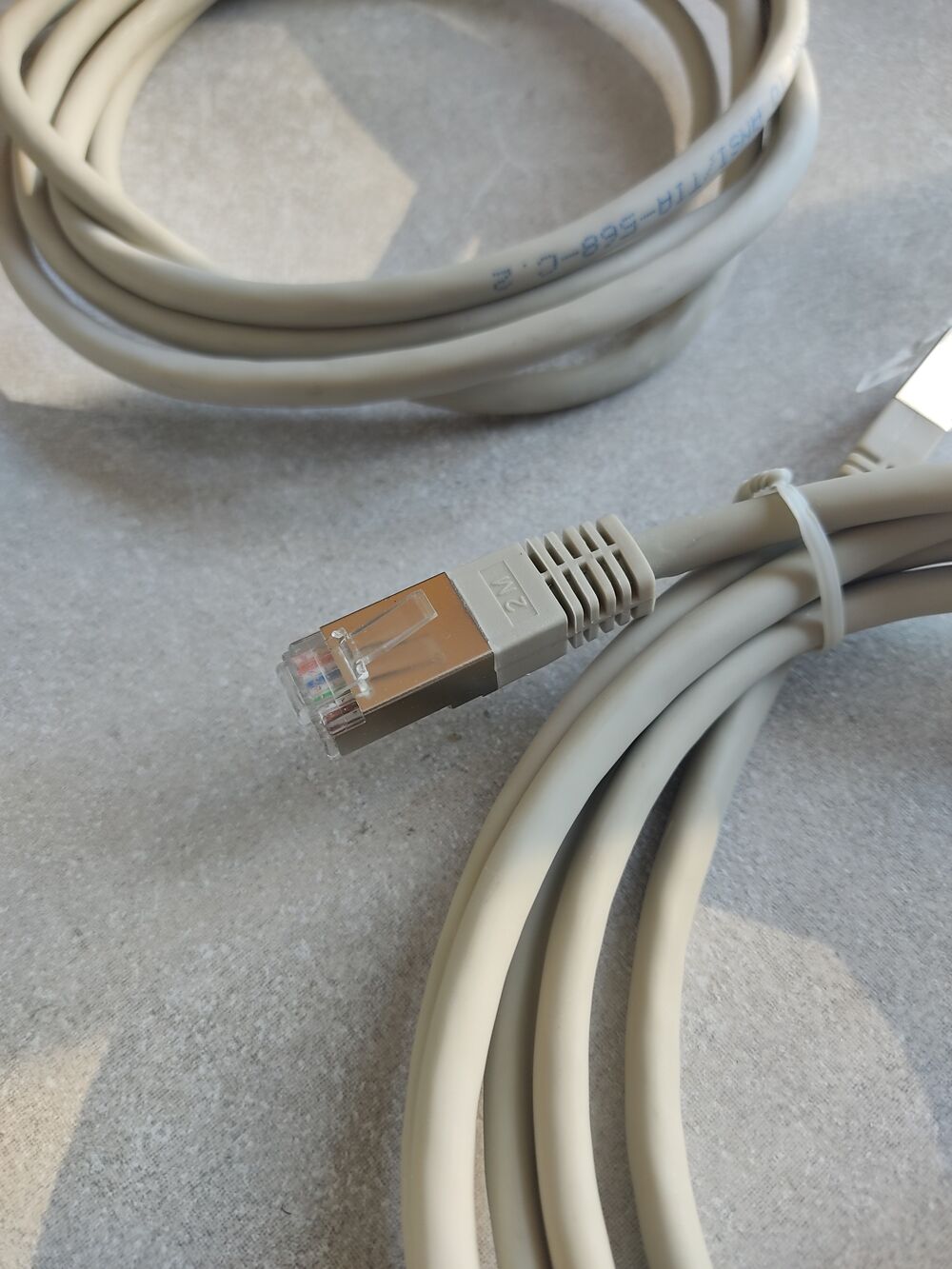Cordons ethernet RJ45 CAT6A 2m Matériel informatique