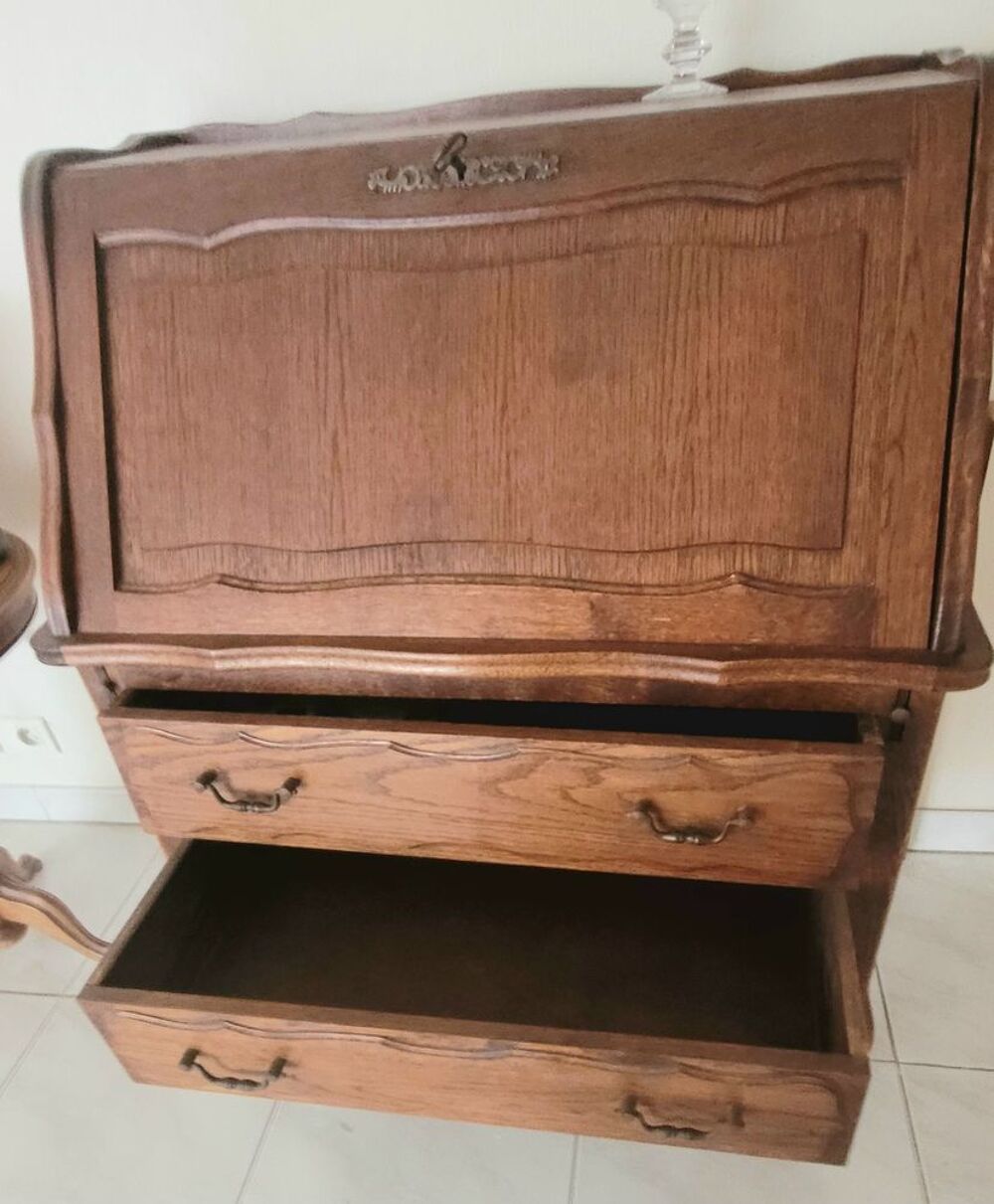 Secr&eacute;taire en bois verni classique Décoration