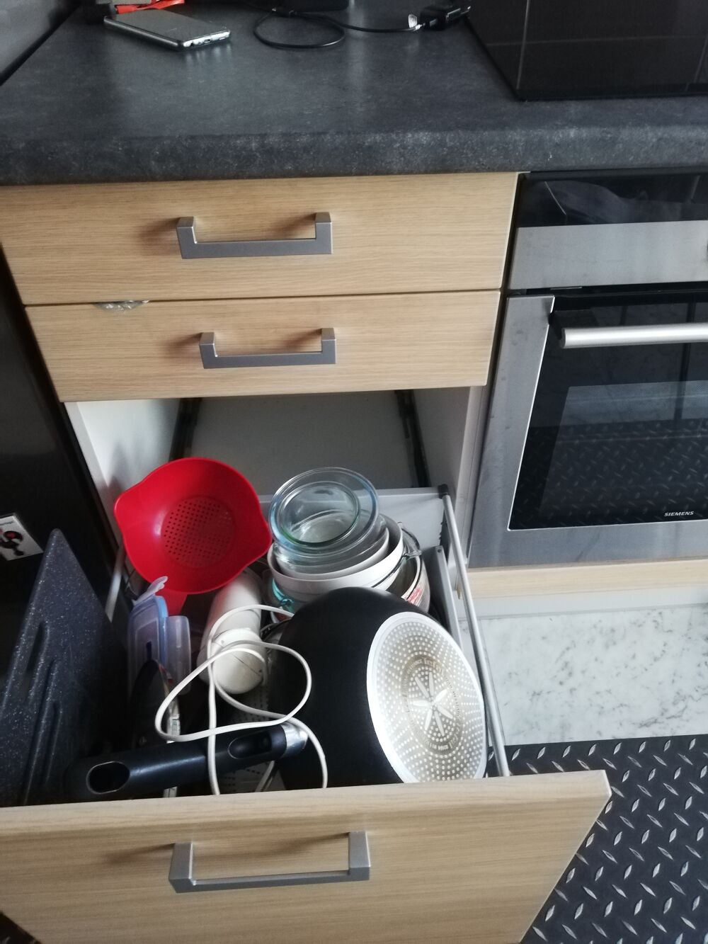El&eacute;ments Cuisine int&eacute;gr&eacute;e PYRAM Couleur bois clair, Meubles