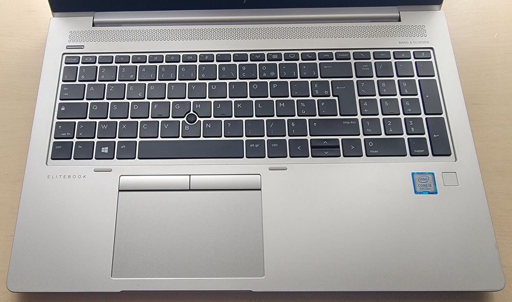 HP EliteBook 850 G5 i5/16Go/256Go SSD/Windows 11 Pro Matériel informatique