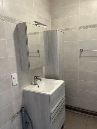  Appartement à louer 1 pièce 32 m²