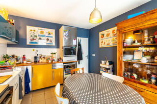  Appartement à louer 4 pièces 113 m²