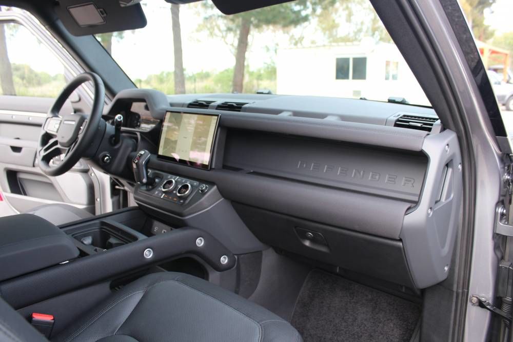 Defender 90 D300 MHEV BVA8 2021 occasion 20260 Calvi
