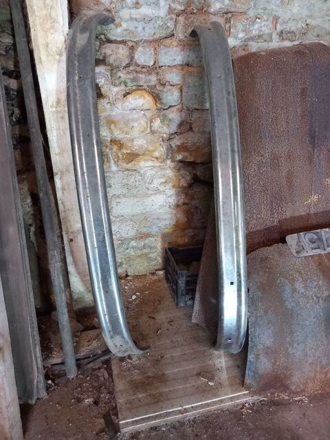 Pi&egrave;ces et &eacute;quipements Voiture Pi&egrave;ces et &eacute;quipements Voiture  occasion Saint-Remy-en-Bouzemont-Saint-Genest-et-Isson 51290