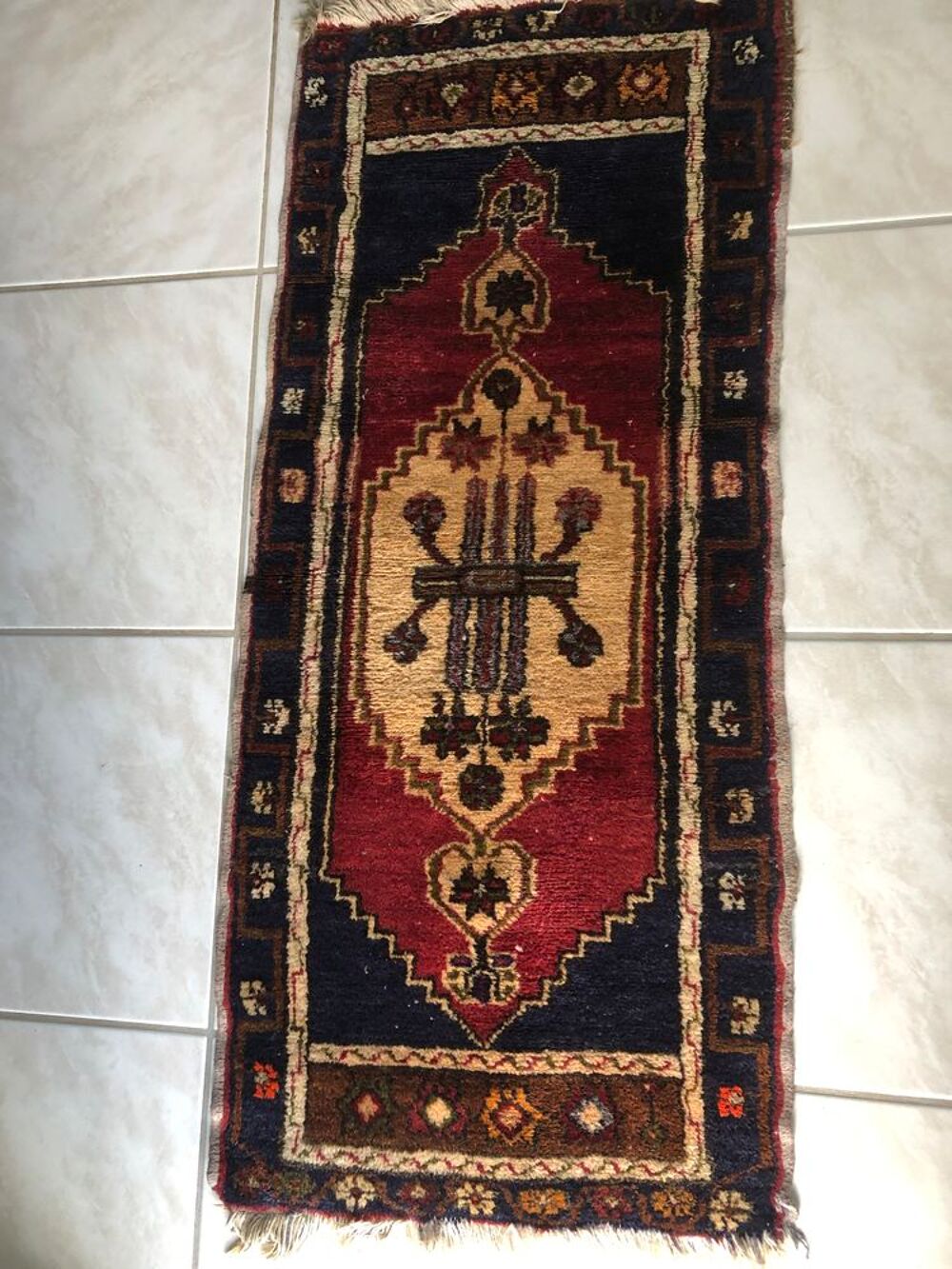 Tapis Pakistan, 100% laine, fait main 
Décoration