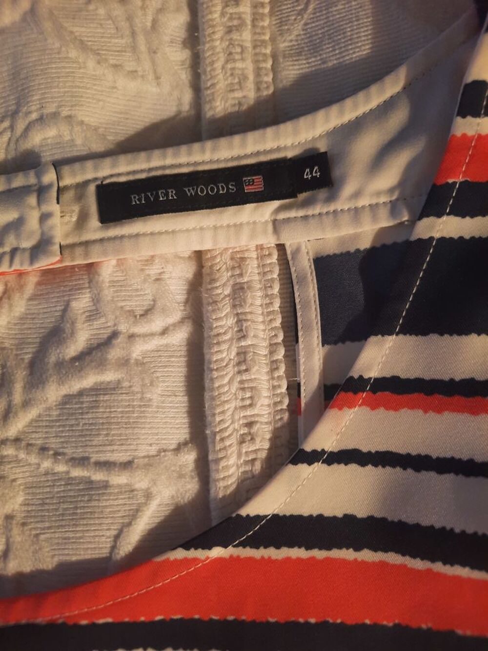 TOP RIVER WOODS RAYE-MARINE-BLANC-ROUGE-R&eacute;f.TOP-008 V�tements