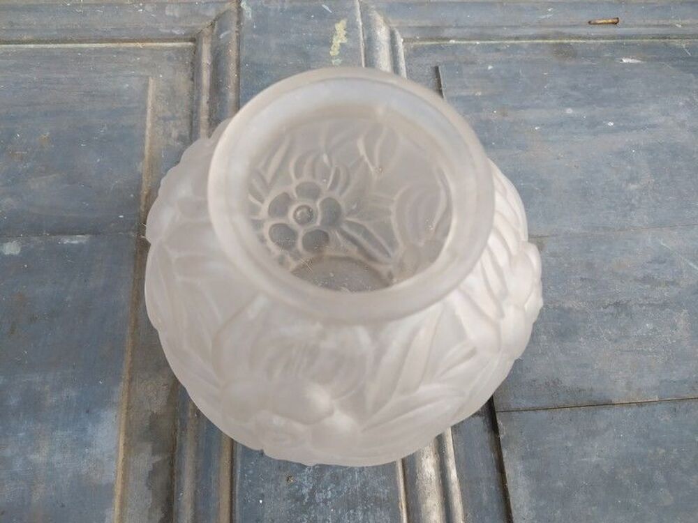 Vase Boule Art D&eacute;co Verre Press&eacute; Moul&eacute; D&eacute;cor Fleurs 
Décoration