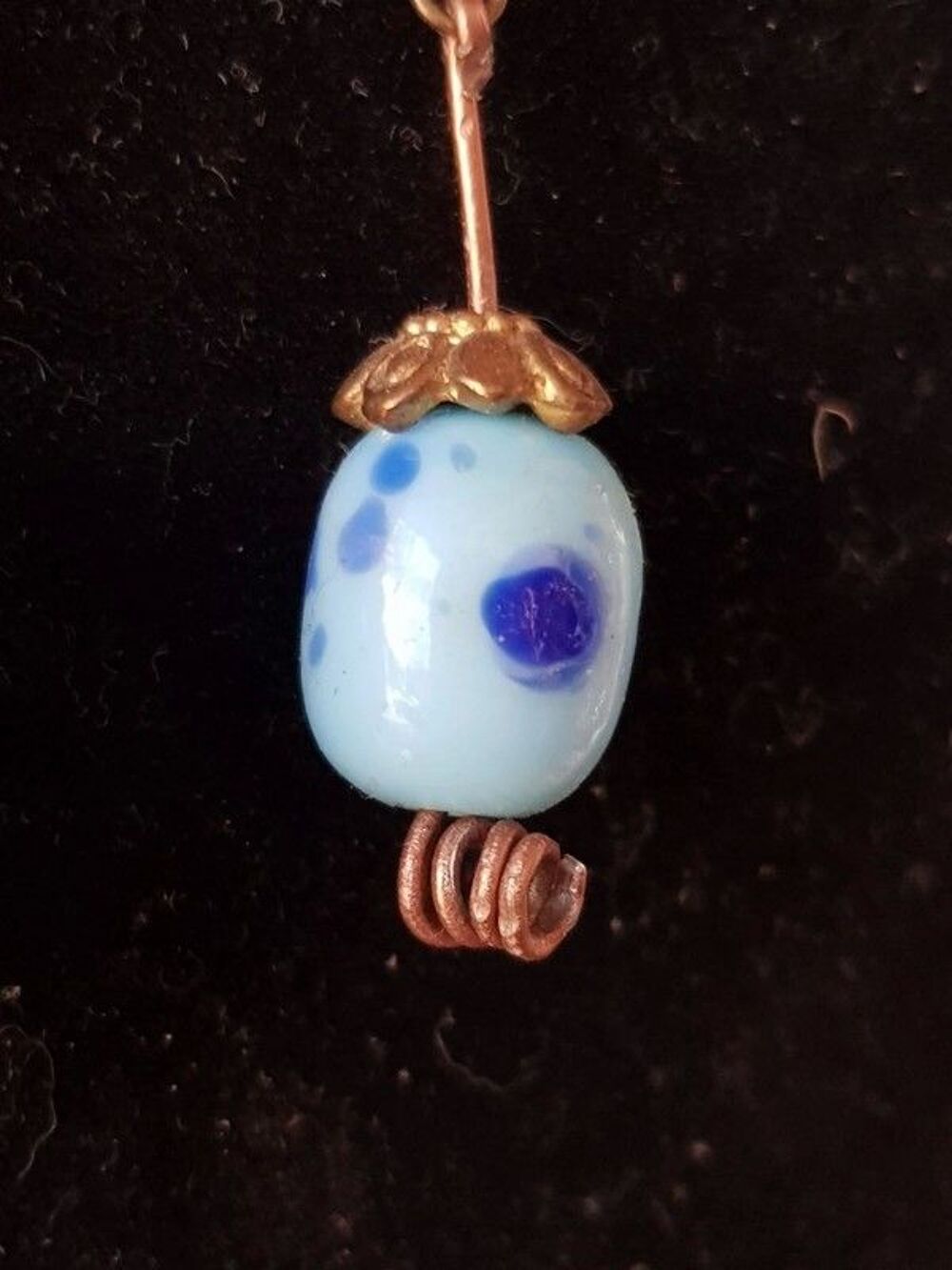 Boucles d'oreilles pendantes bleues d&eacute;coration fleurs tr&egrave;s b Bijoux et montres