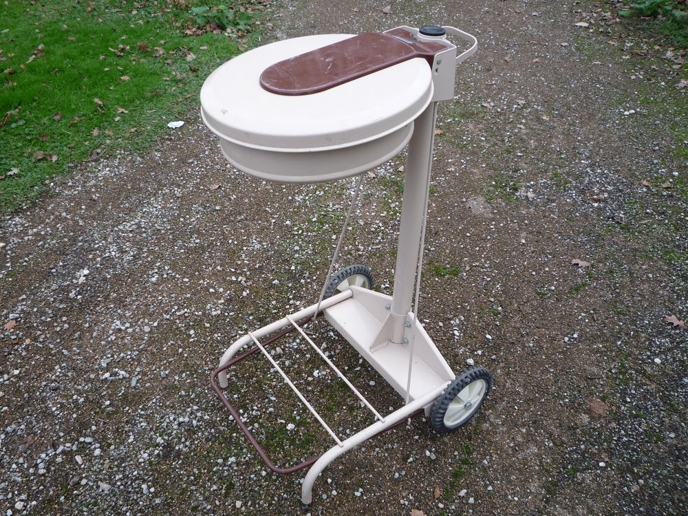 Support pour sac-poubelle Rossignol Bricolage