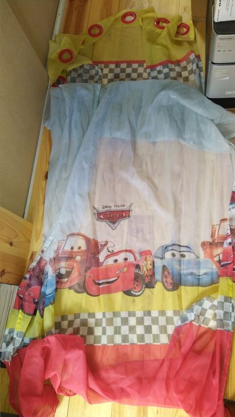 1 rideau voilage Cars 3 Bois-Guillaume (76)