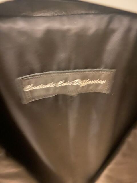 Veste en cuir 40 Saint-Laurent-du-Var (06)