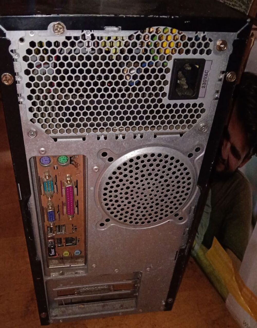 cherche pc fixe disquette Matériel informatique