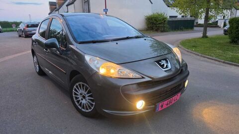 Peugeot 207 1.4 HDi 70ch BLUE LION Active