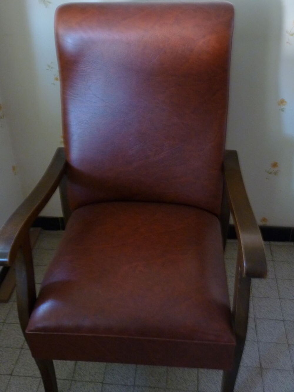 Fauteuil simili cuir marron Meubles