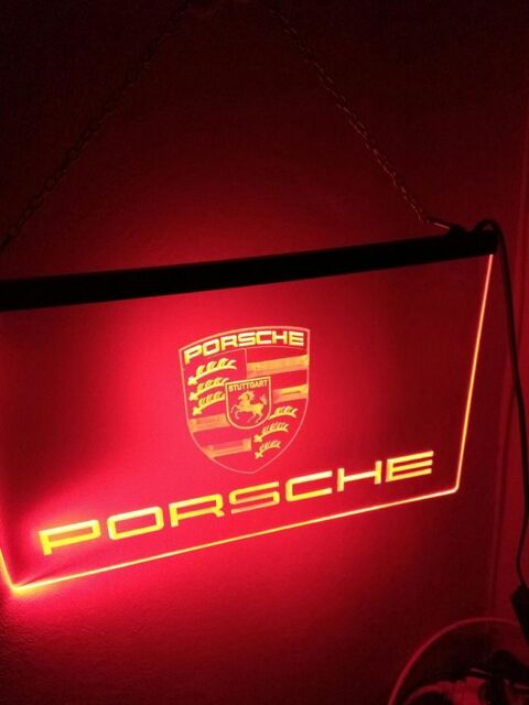 Enseigne lumineuse de voiture Porsche
40 Nancy (54)